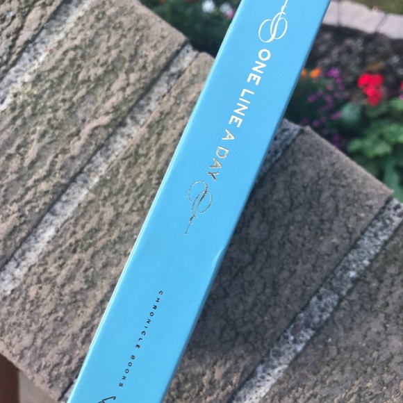 One line a day 5 year memory book - Picture 3 of 12